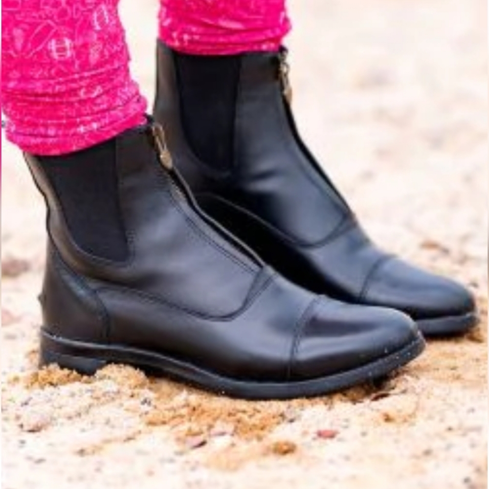 Tuffrider Full Grain Leather Addison  Padock Boots in VERY NARROW SIZE 39